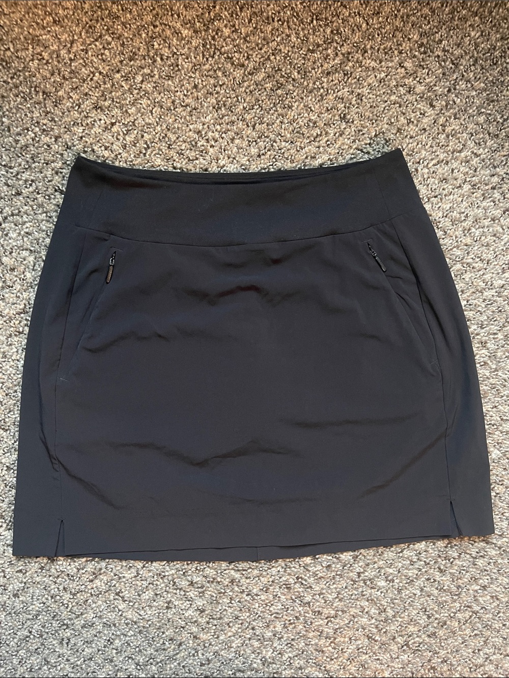 Athleta Skort - Black; Size 4